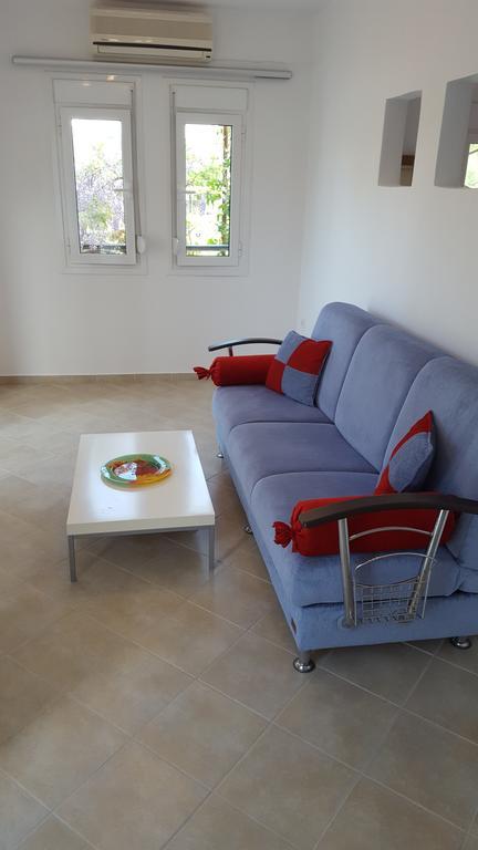 Nautilus Apartments Lesbos Island Exterior photo